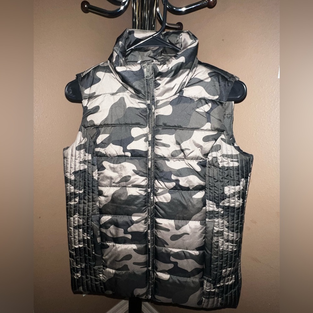 New York & Company vest